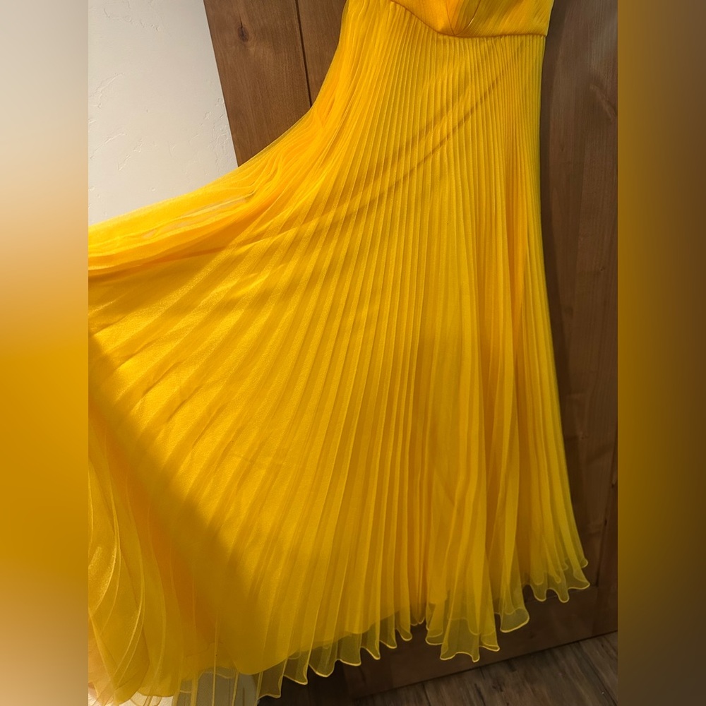 Theia Enver Strapless Yellow Pleated Gown - Picture 3 of 6